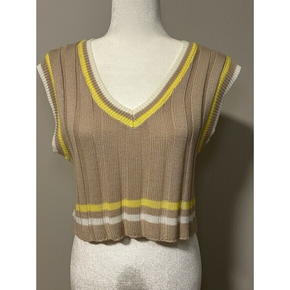 ULTRA FLIRT V-neck Sweater Vest Medium - Picture 1 of 6